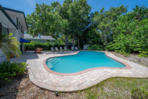 NEW Beautiful Seminole Pool Home Minutes to Gulf
